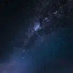 Imagen del cielo nocturno, perfecto para probar app para ver las estrellas
