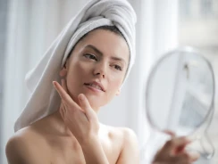 Tecnología y belleza: cómo cuidar tu piel con apps, gadgets y estética avanzada