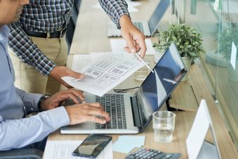 Las Mejores Apps y Webs para Agencias de Marketing en 2025